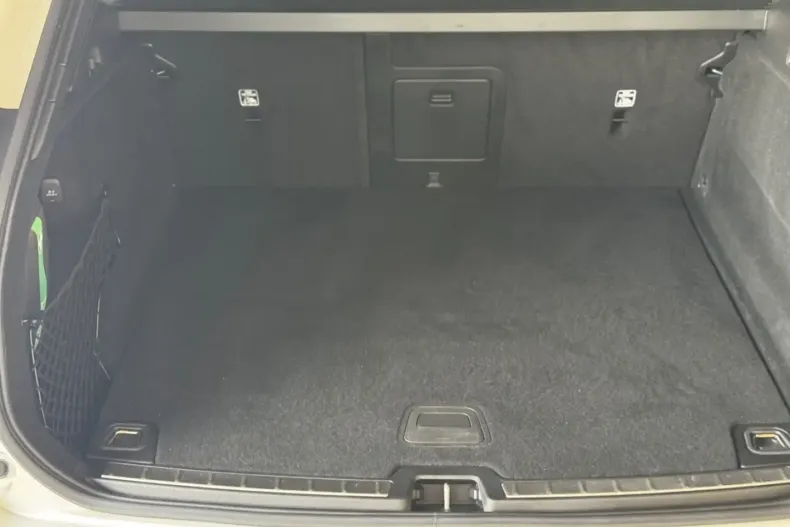 Volvo XC60 din 2023 cu 90.210 km - oferta VOL143105 - foto 16