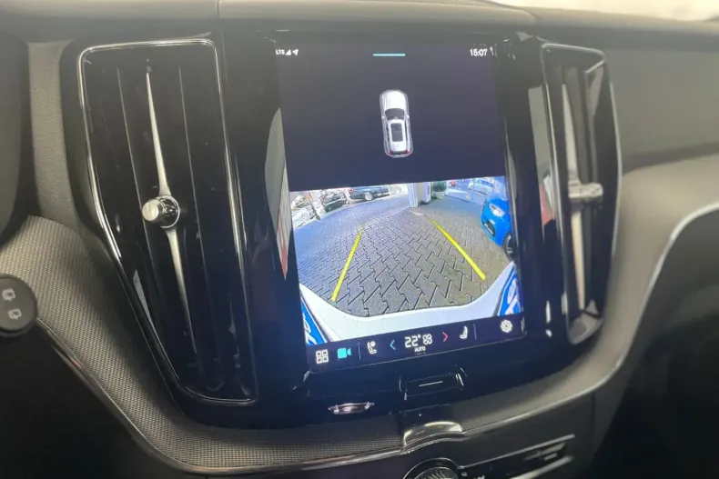 Volvo XC60 din 2023 cu 64.270 km - oferta VOL143106 - foto 31