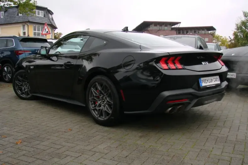 Ford Mustang din 2024 cu 13.473 km - oferta FOR143107 - foto 6