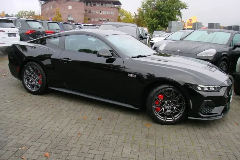 Ford Mustang din 2024 cu 13.473 km - oferta FOR143107 - foto 7