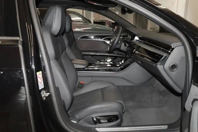 Audi A8 din 2025 cu 29.130 km - oferta AUD143112 - foto 3