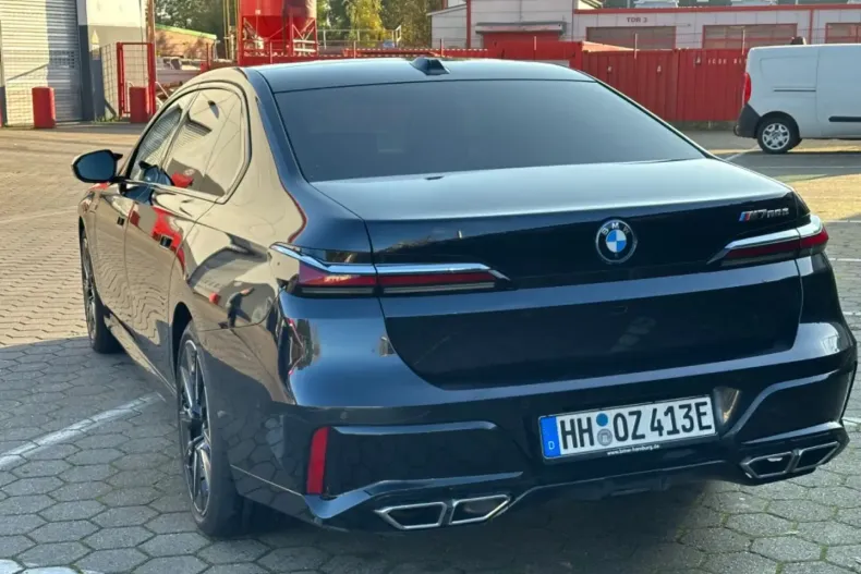 BMW M760 din 2023 cu 30.000 km - oferta BMW143115 - foto 8