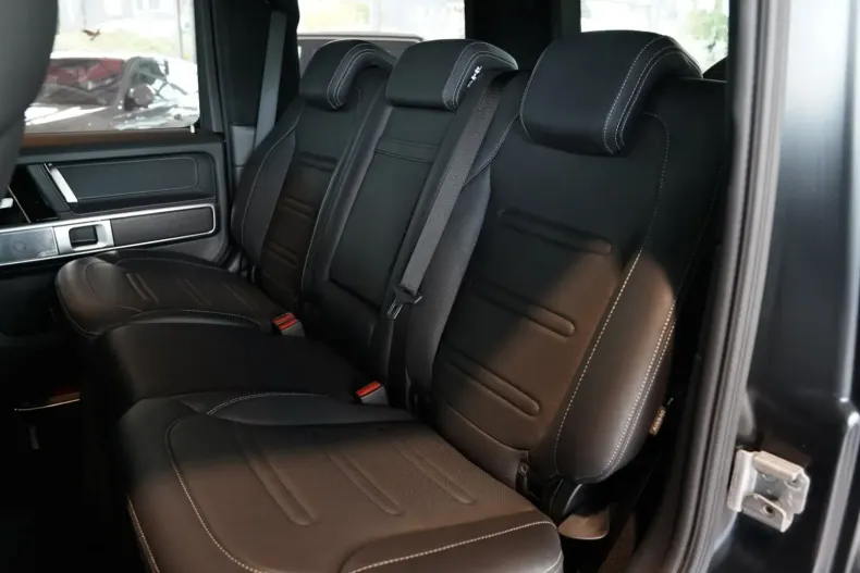 Mercedes-Benz G 450 din 2024 cu 29.900 km - oferta MER143119 - foto 22