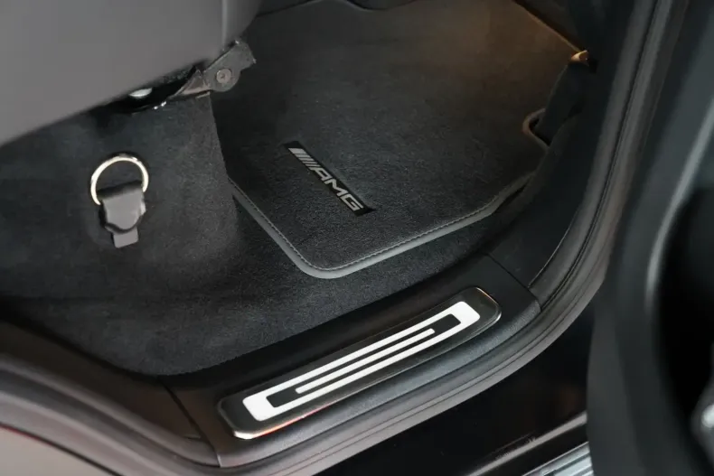 Mercedes-Benz G 450 din 2024 cu 29.900 km - oferta MER143119 - foto 24