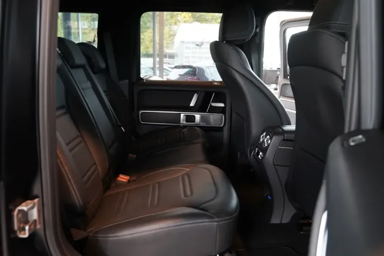 Mercedes-Benz G 450 din 2024 cu 29.900 km - oferta MER143119 - foto 25