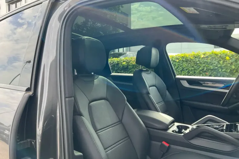 Porsche Cayenne din 2024 cu 28.900 km - oferta POR143122 - foto 14