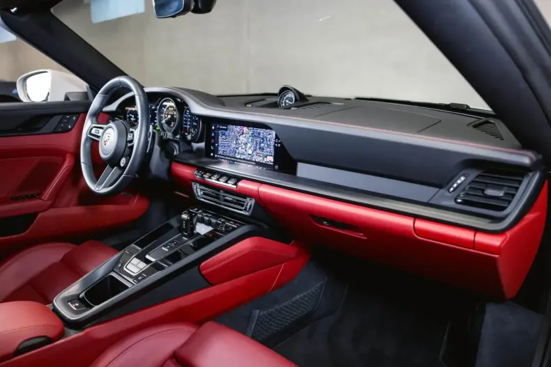 Porsche 992 din 2023 cu 10.500 km - oferta POR143124 - foto 21