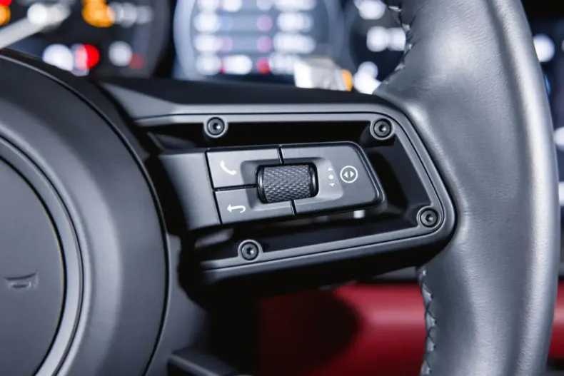 Porsche 992 din 2023 cu 10.500 km - oferta POR143124 - foto 29