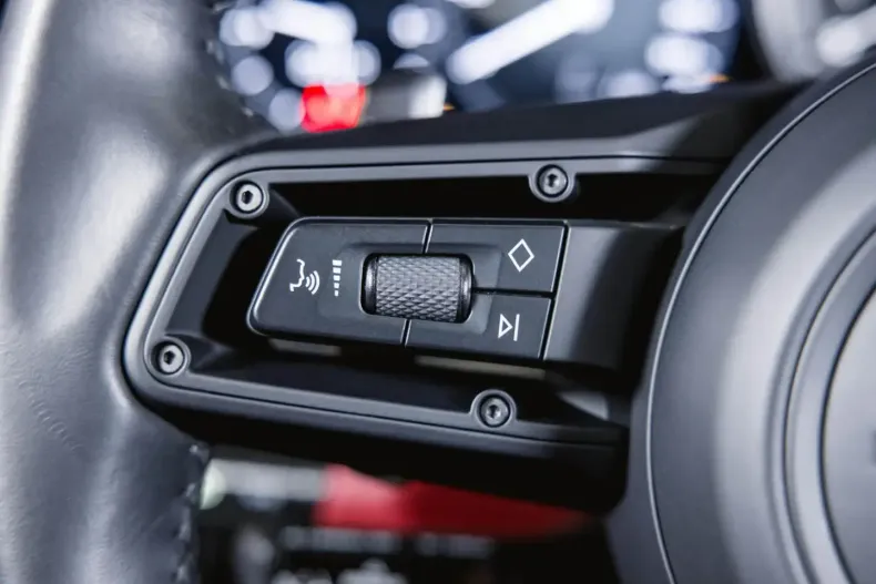 Porsche 992 din 2023 cu 10.500 km - oferta POR143124 - foto 30