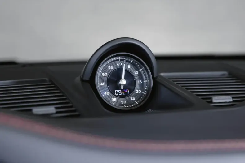 Porsche 992 din 2023 cu 10.500 km - oferta POR143124 - foto 32