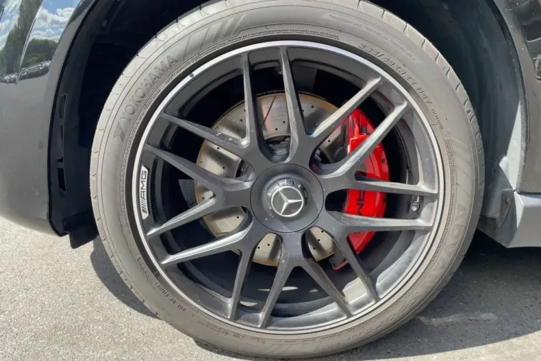 Mercedes-Benz GLE 63 AMG din 2025 cu 17.500 km - oferta MER143142 - foto 12