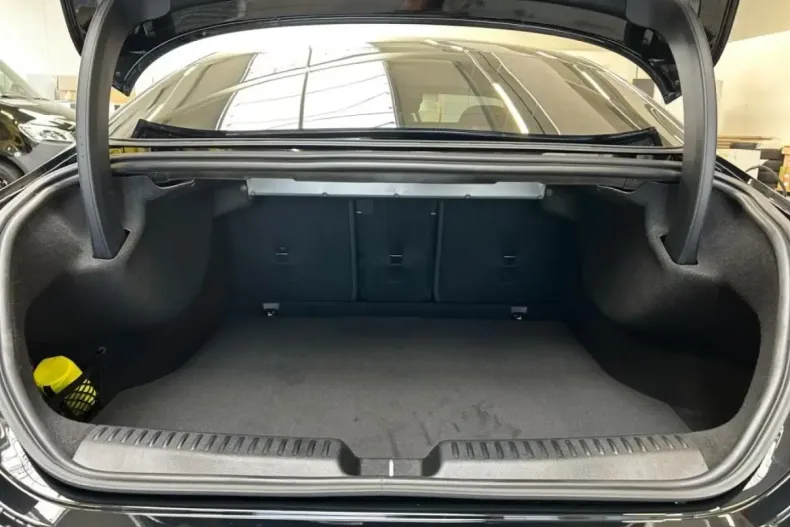 Mercedes-Benz CLA 250 din 2025 cu 10.100 km - oferta MER143144 - foto 10