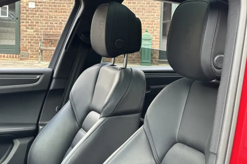 Porsche Macan din 2022 cu 19.600 km - oferta POR143157 - foto 2