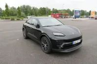 Porsche Macan din 2024 cu 20.500 km - oferta POR143161 - foto 2