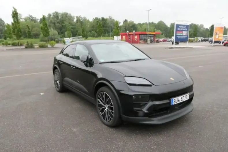 Porsche Macan din 2024 cu 20.500 km - oferta POR143161 - foto 2