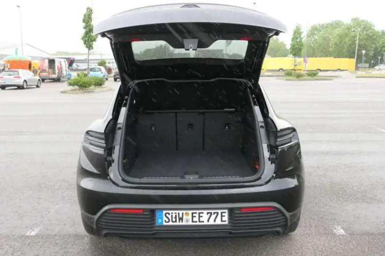 Porsche Macan din 2024 cu 20.500 km - oferta POR143161 - foto 6
