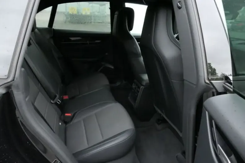 Porsche Macan din 2024 cu 20.500 km - oferta POR143161 - foto 10