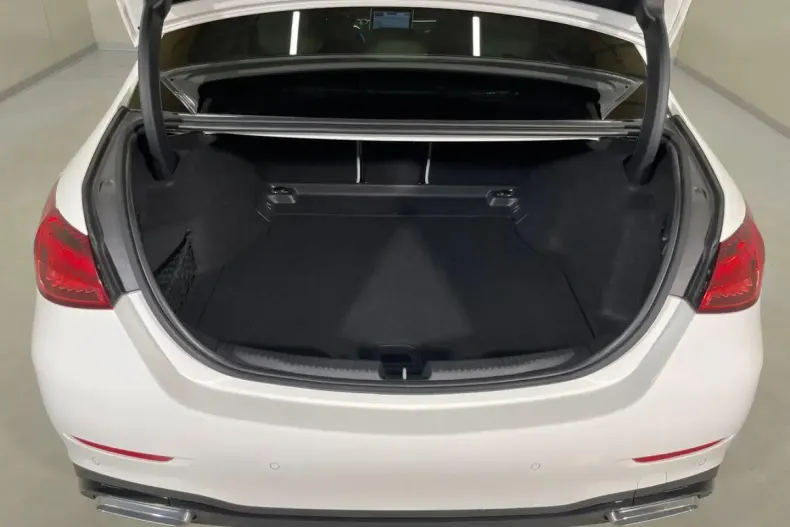 Mercedes-Benz C 200 din 2022 cu 70.391 km - oferta MER143162 - foto 14