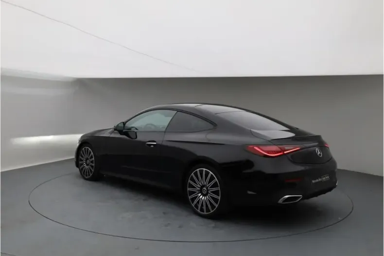 Mercedes-Benz CLE 450 din 2024 cu 15.000 km - oferta MER143210 - foto 4