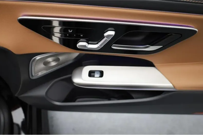 Mercedes-Benz CLE 450 din 2024 cu 15.000 km - oferta MER143210 - foto 18