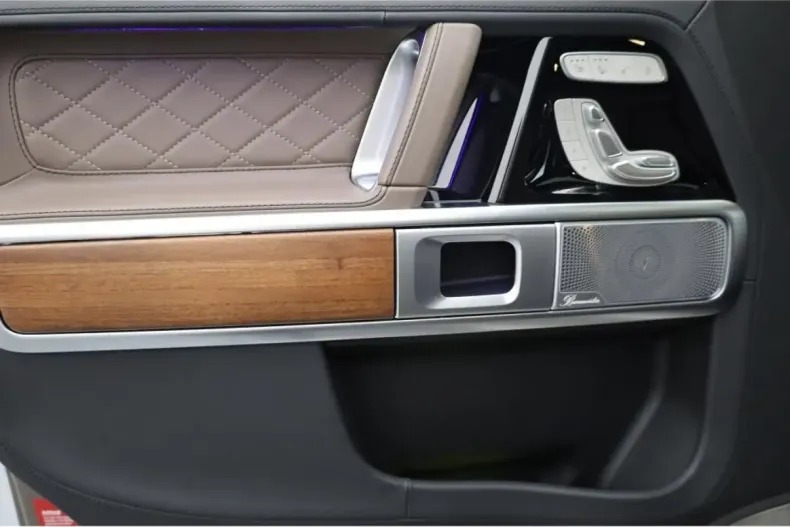 Mercedes-Benz G 63 AMG din 2023 cu 24.355 km - oferta MER143211 - foto 9