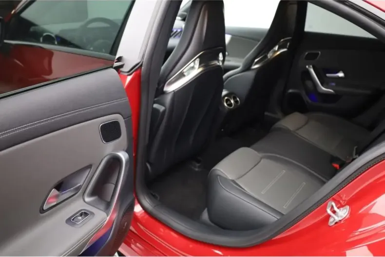 Mercedes-Benz CLA 45 AMG din 2024 cu 5.173 km - oferta MER143212 - foto 11