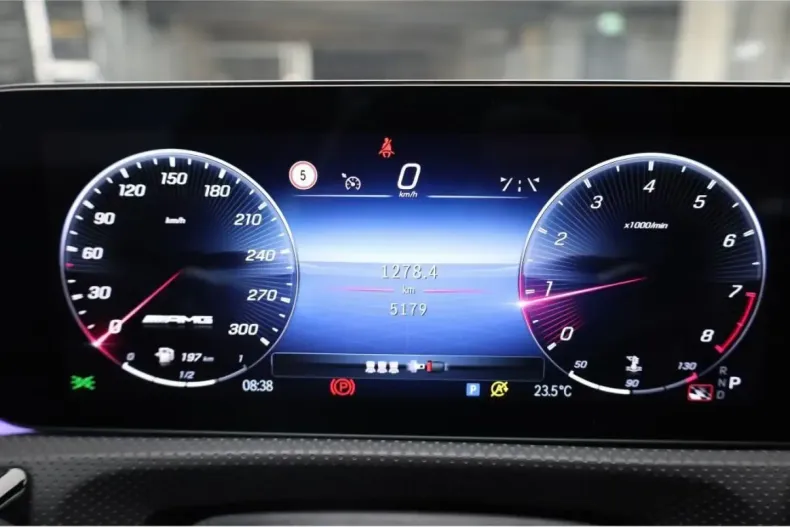 Mercedes-Benz CLA 45 AMG din 2024 cu 5.173 km - oferta MER143212 - foto 14