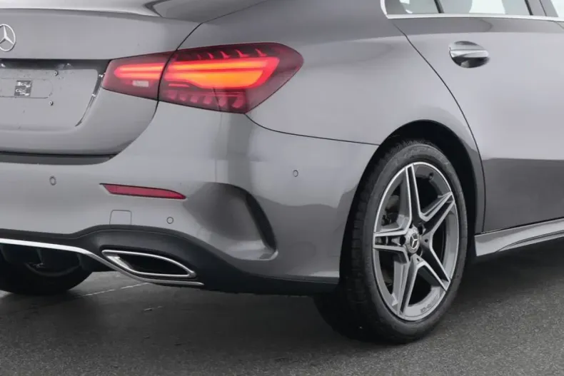 Mercedes-Benz A 180 din 2024 cu 17.291 km - oferta MER143216 - foto 4