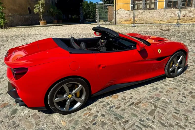 Ferrari Portofino din 2023 cu 6.100 km - oferta FER143241 - foto 2