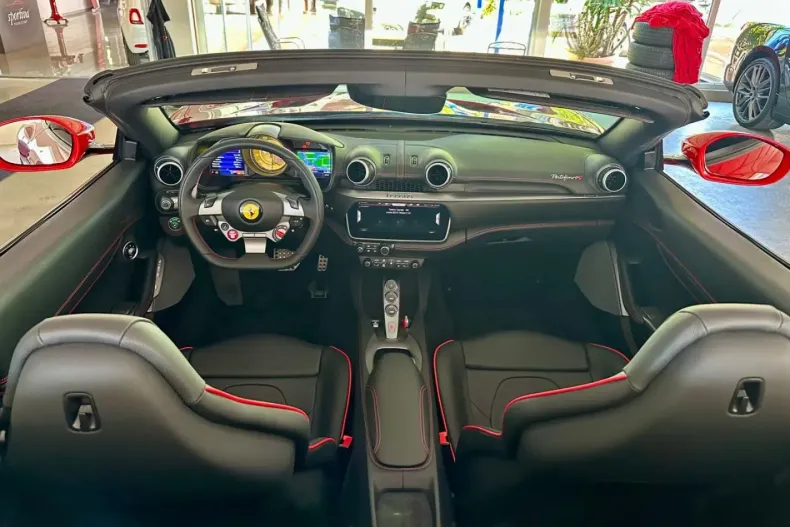 Ferrari Portofino din 2023 cu 6.100 km - oferta FER143241 - foto 7