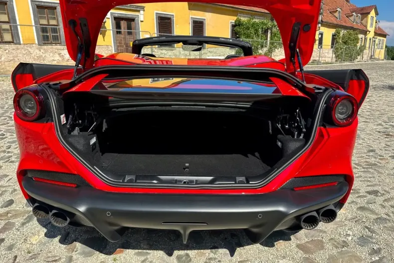 Ferrari Portofino din 2023 cu 6.100 km - oferta FER143241 - foto 12