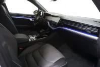 Volkswagen Touareg din 2022 cu 39.661 km - oferta VOL143246 - foto 10