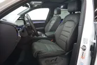 Volkswagen Touareg din 2022 cu 39.661 km - oferta VOL143246 - foto 13