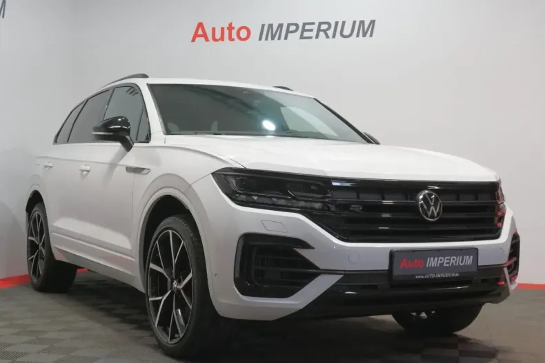 Volkswagen Touareg din 2022 cu 33.652 km - oferta VOL143249 - foto 1