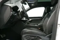 Volkswagen Touareg din 2022 cu 33.652 km - oferta VOL143249 - foto 9