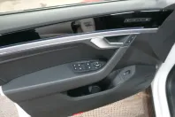 Volkswagen Touareg din 2022 cu 33.652 km - oferta VOL143249 - foto 22