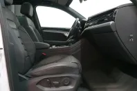 Volkswagen Touareg din 2022 cu 33.652 km - oferta VOL143249 - foto 36