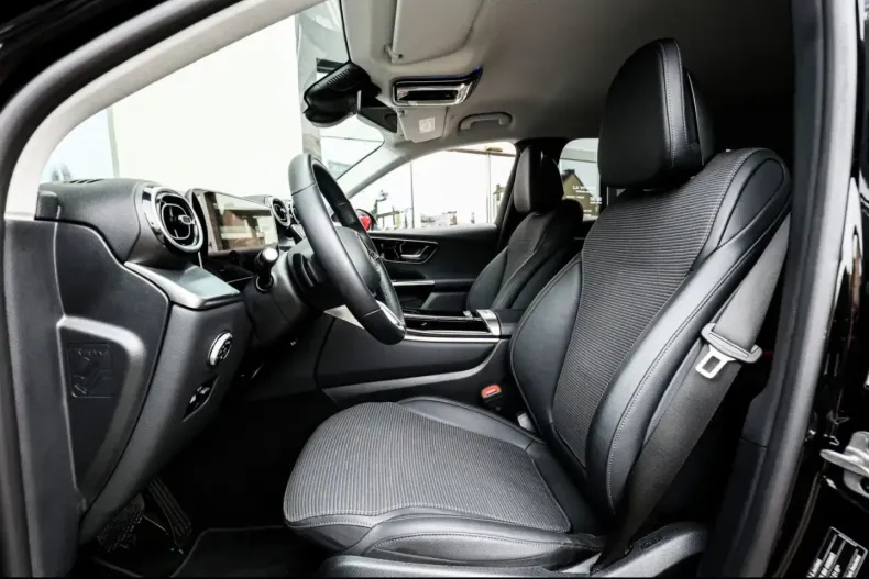 Mercedes-Benz GLC 300 din 2024 cu 52.200 km - oferta MER143256 - foto 12