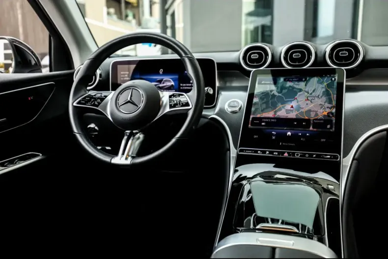 Mercedes-Benz GLC 300 din 2024 cu 52.200 km - oferta MER143256 - foto 19