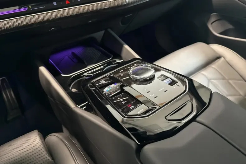 BMW 520 din 2024 cu 13.659 km - oferta BMW143257 - foto 10