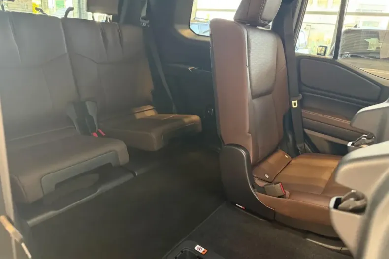 Toyota Land Cruiser din 2024 cu 25.288 km - oferta TOY143266 - foto 15