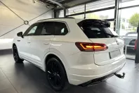 Volkswagen Touareg din 2022 cu 68.197 km - oferta VOL143268 - foto 3