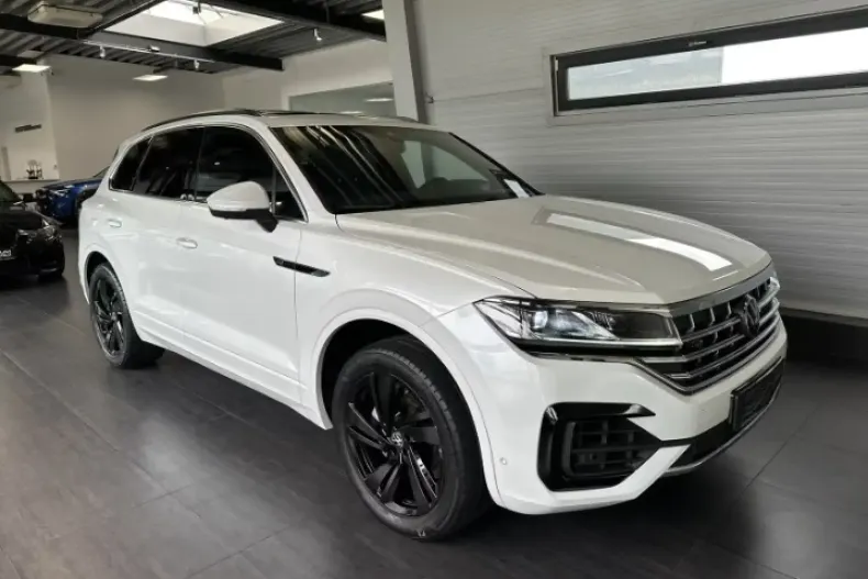 Volkswagen Touareg din 2022 cu 68.197 km - oferta VOL143268 - foto 7