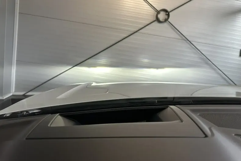 Volkswagen Touareg din 2022 cu 68.197 km - oferta VOL143268 - foto 8