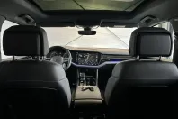 Volkswagen Touareg din 2022 cu 68.197 km - oferta VOL143268 - foto 13