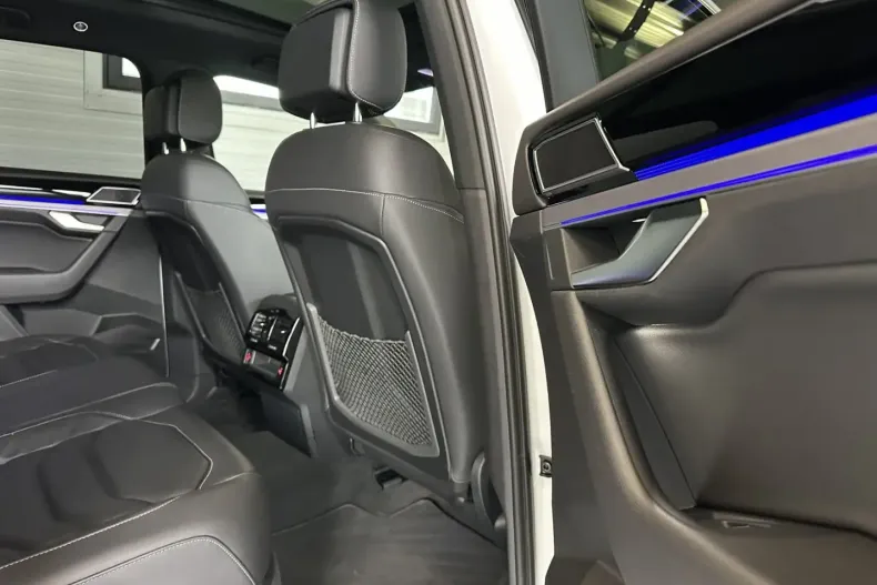 Volkswagen Touareg din 2022 cu 68.197 km - oferta VOL143268 - foto 19