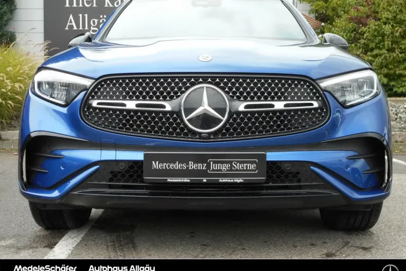Mercedes-Benz GLC 220 din 2025 cu 9.939 km - oferta MER143284 - foto 3