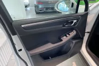 Porsche Macan din 2023 cu 12.300 km - oferta POR143305 - foto 7