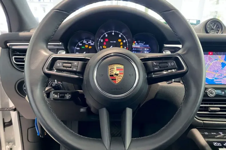 Porsche Macan din 2023 cu 12.300 km - oferta POR143305 - foto 14