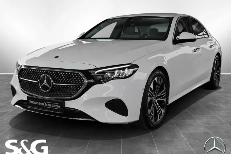 Mercedes-Benz E 220 din 2024 cu 13.330 km - oferta MER143316 - foto 1